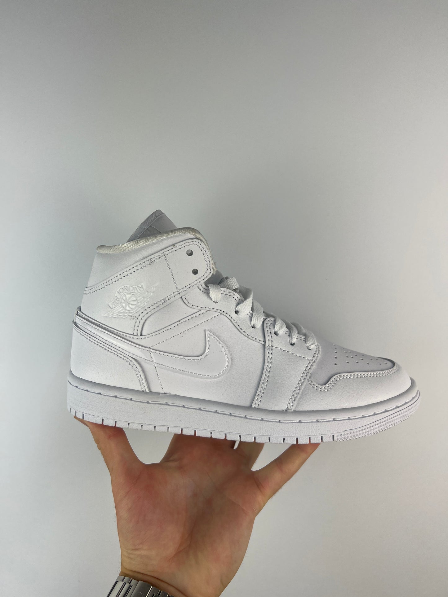 WMNS Air Jordan 1 Mid Triple White