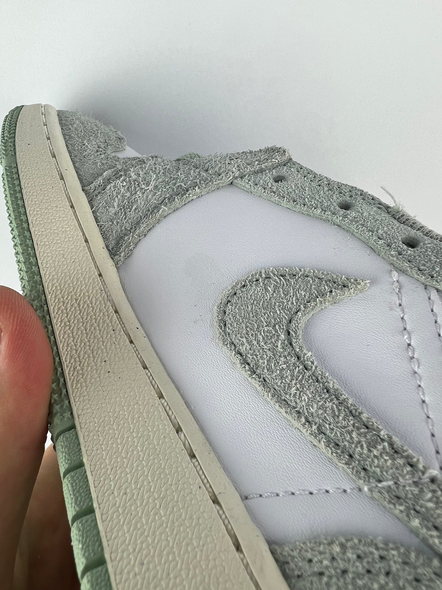 Nike Air Jordan 1 Low SE Seafoam UK 5 (GS)