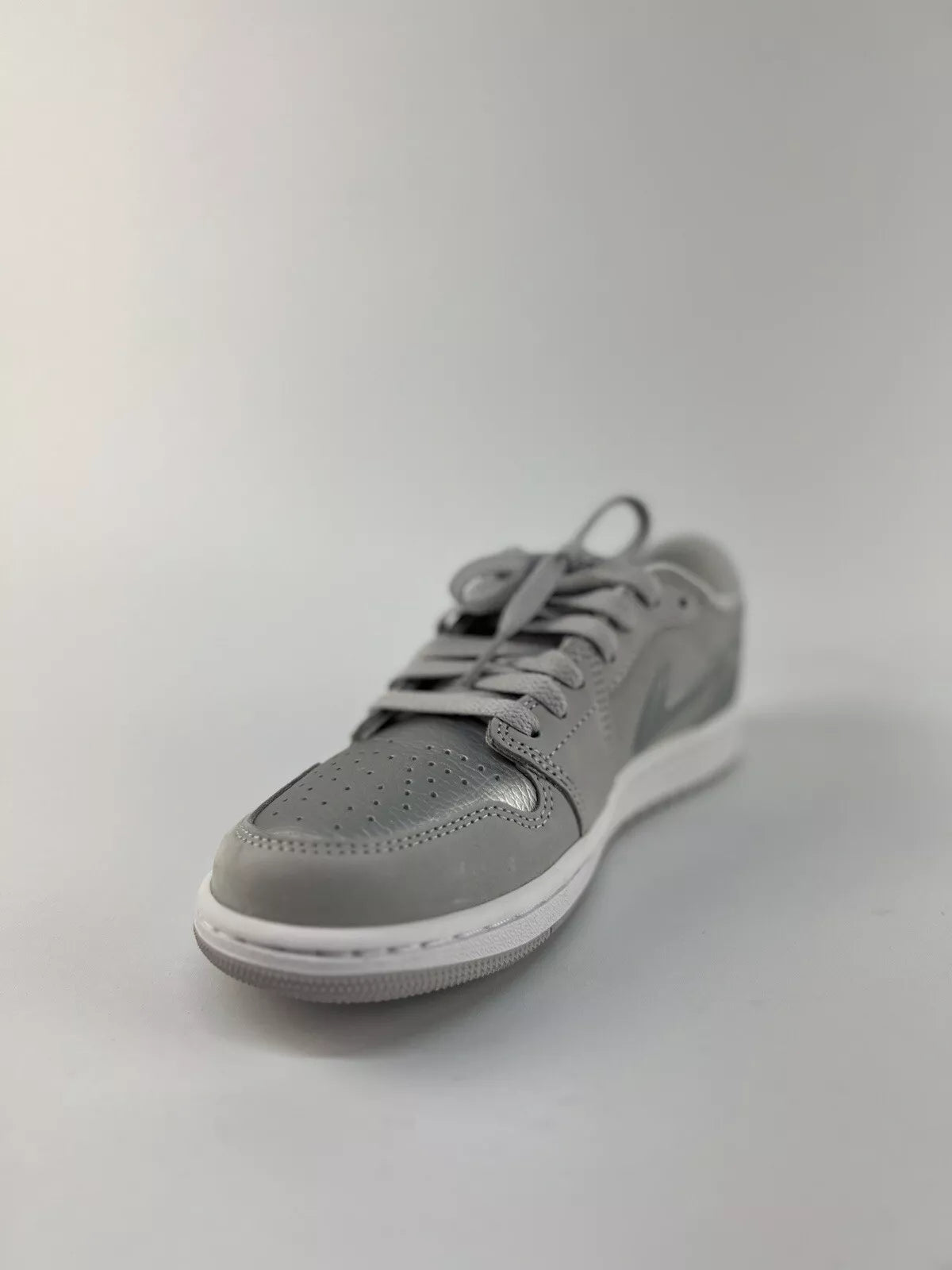 Nike Air Jordan 1 Low Retro OG Metallic Silver Mens