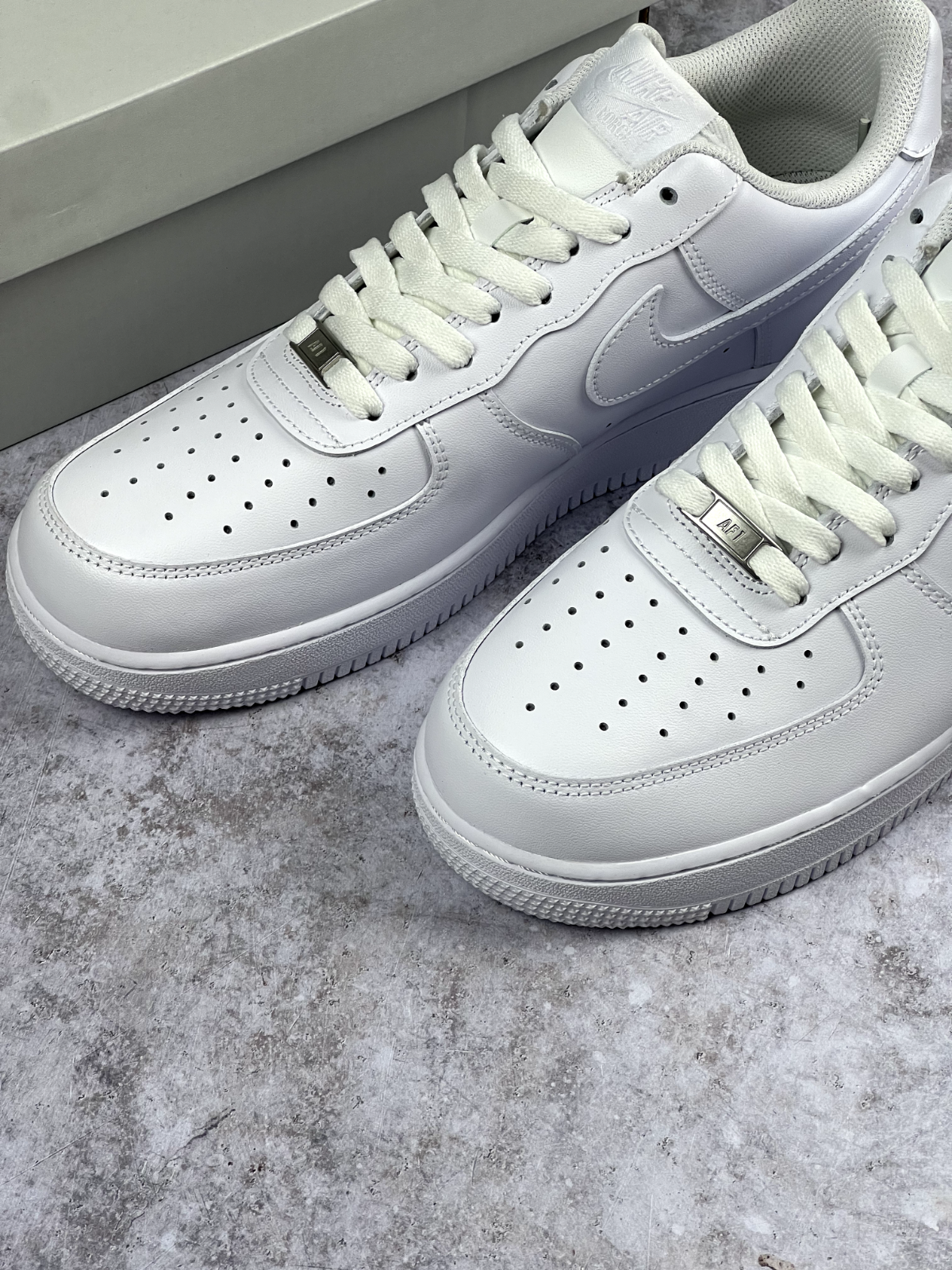 Multiple Sizes - Nike Air Force 1 '07 Low Triple White | 24HR SHIP | SAME DAY