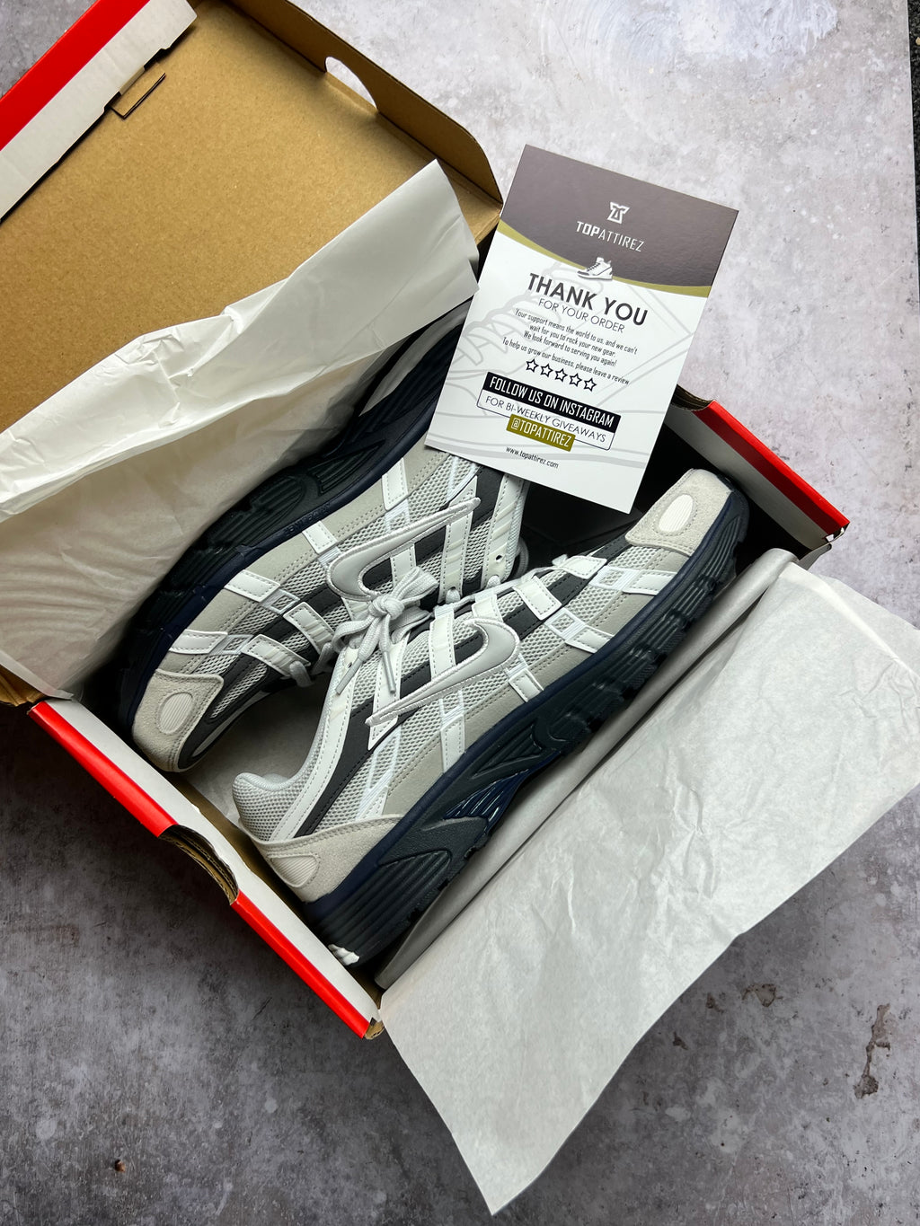 Nike P-6000 Photon Dust/Anthracite/Summit White/Light Smoke Grey